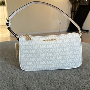 Michael Kors White Shoulder Bag with Gold Accents